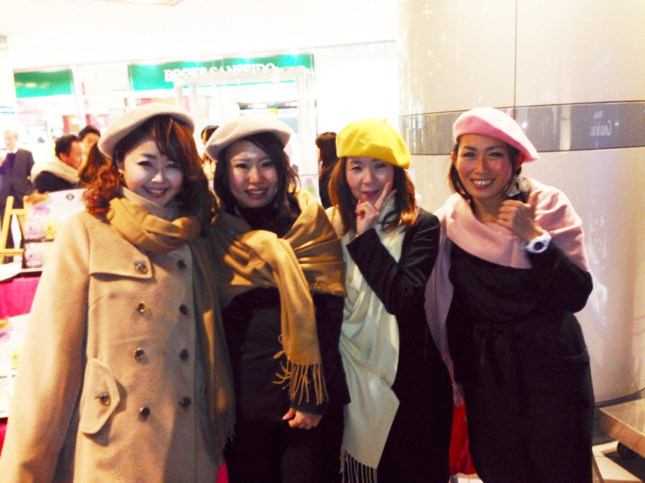 ネイリスト求人 池袋 渋谷 秋葉原